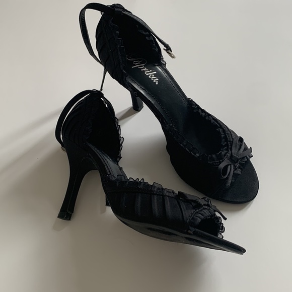 Black High heel shoes - Picture 3 of 3